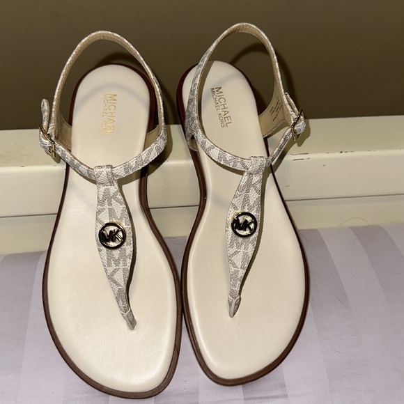 Michael Kors Sandals - Picture 2 of 3